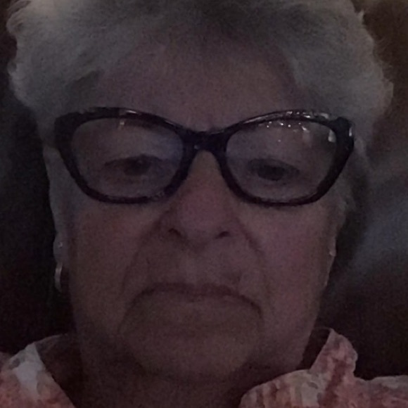 Meet your Posher, Beverly - Picture 1 of 1